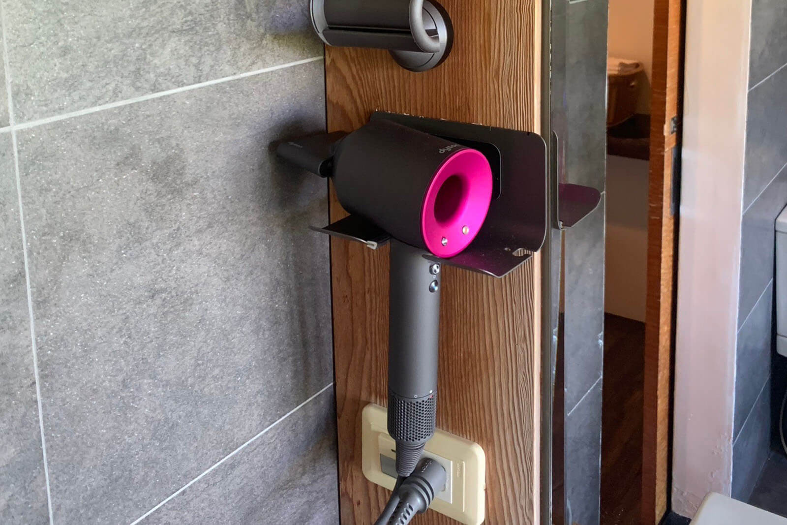 Dyson 頂級吹風機